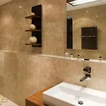 Hotel Applegarth & Restaurant (adults Only)