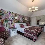 Applegarth & Restaurant (adults Only)