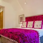 Applegarth & Restaurant (adults Only) Hotel