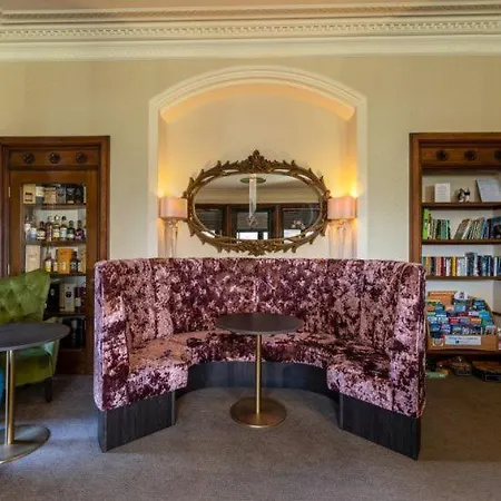 Applegarth & Restaurant (adults Only) Hotel
