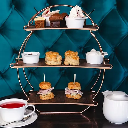 Applegarth & Restaurant (adults Only) Hotel