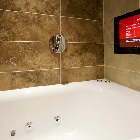 Szálloda Applegarth & Restaurant (adults Only) 5*