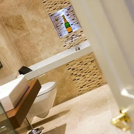 Szálloda Applegarth & Restaurant (adults Only)