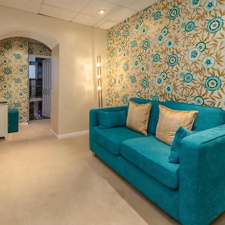 Applegarth & Restaurant (adults Only)