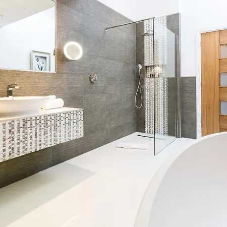 Szálloda Applegarth & Restaurant (adults Only) 5*