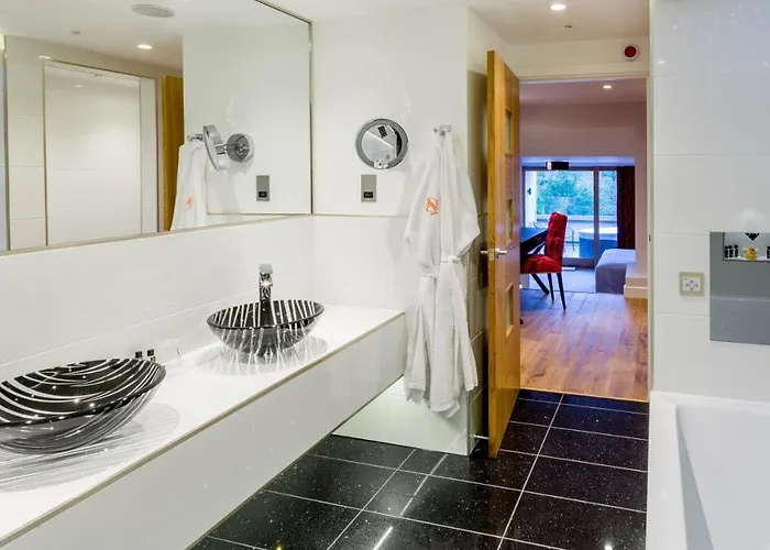 Applegarth & Restaurant (adults Only)