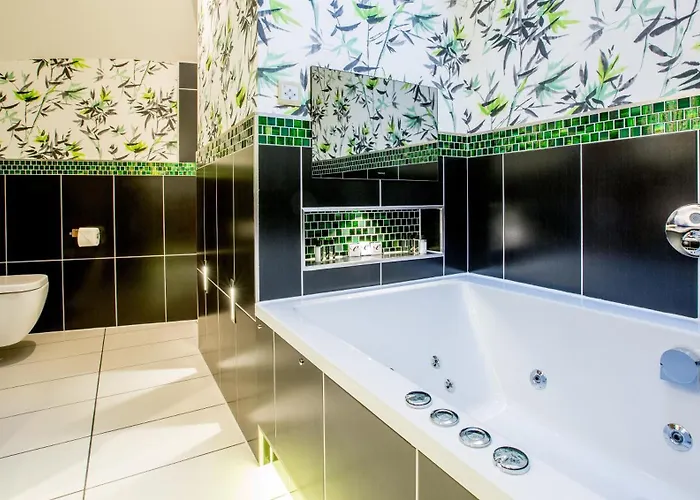 Applegarth & Restaurant (adults Only)