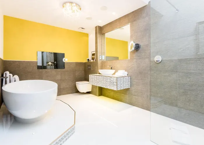 Applegarth & Restaurant (adults Only)